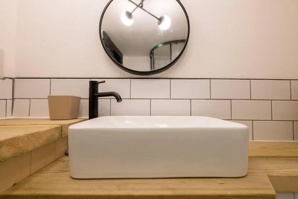 Modern 1-Bed Central Apartment With Outside Space 브라이턴